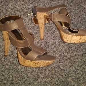Chinese Laundry Gold/Brown Wooden Heels